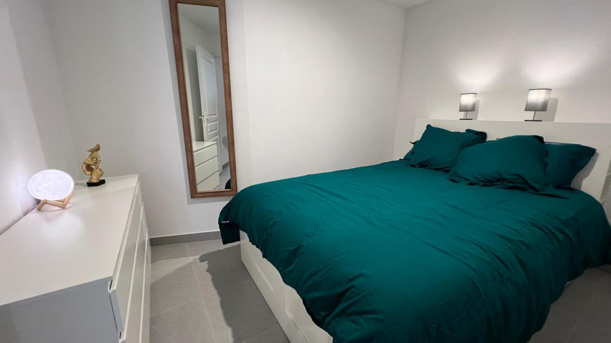 Fenix Appartement T2 40 M2 Cosy Rdc Plein Centre Ville Pierrelatte Exterior foto